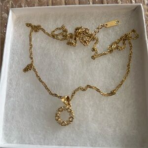 Elegant Gold tone fashion Necklace